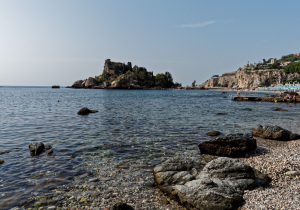 Migliori spiagge della Sicilia orientale, Isola Bella, Taormina